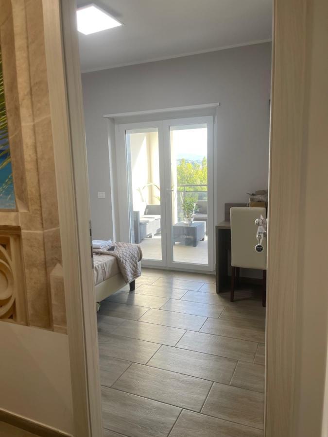 Mini B&B - Enrico Fermi レンデ エクステリア 写真